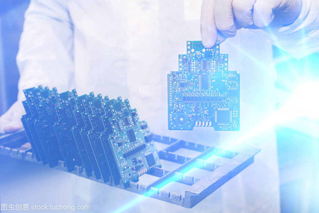 未來技術中的高技術、機器人技術與維護開發